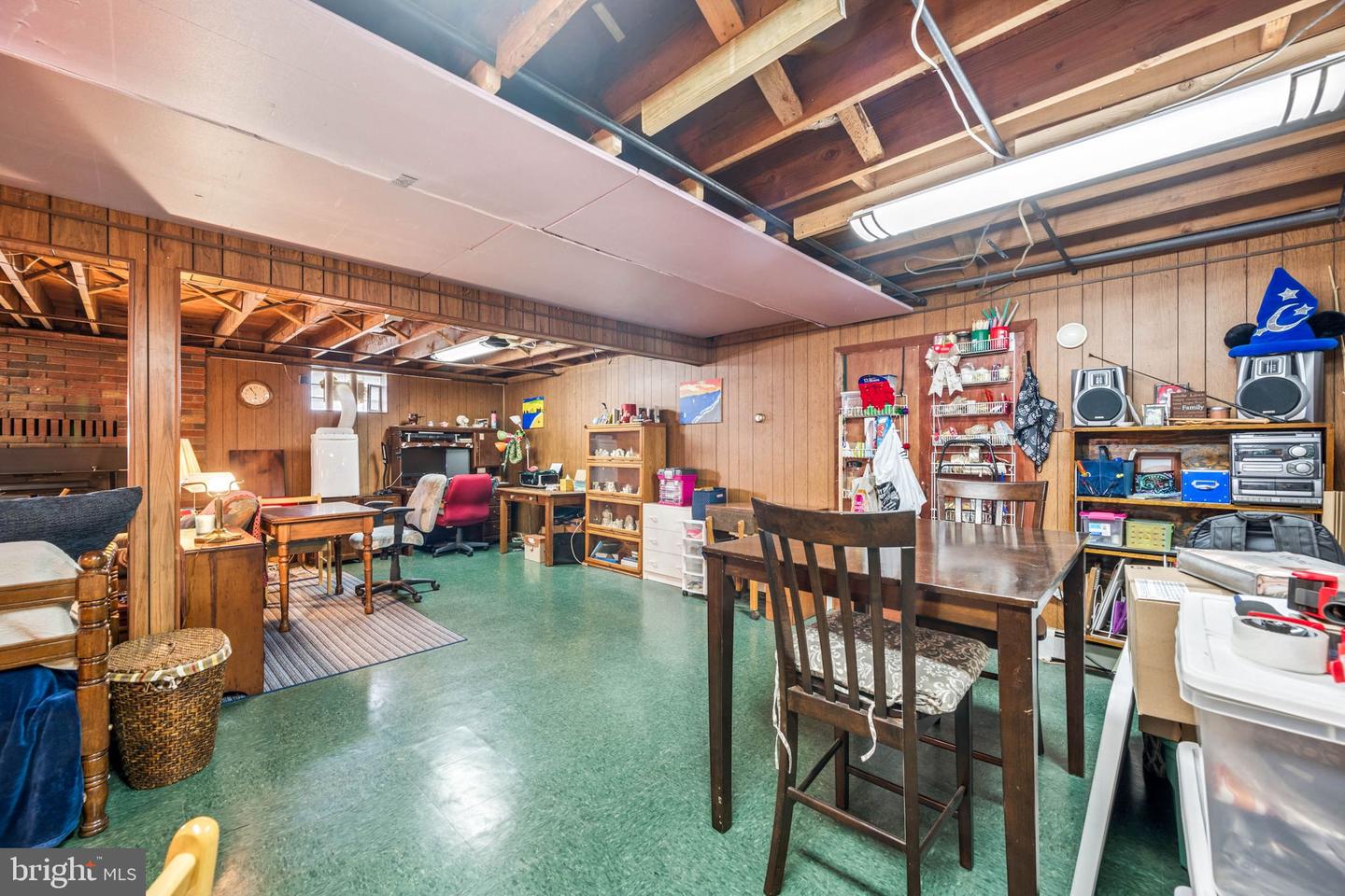 5814 Comstock Ave Property Photo 25