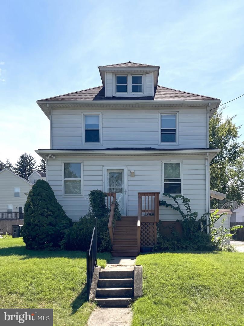 4607 Linden Ave Property Photo 1