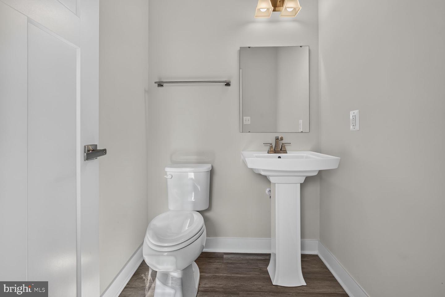 2926 Shaws Rd Property Photo 6