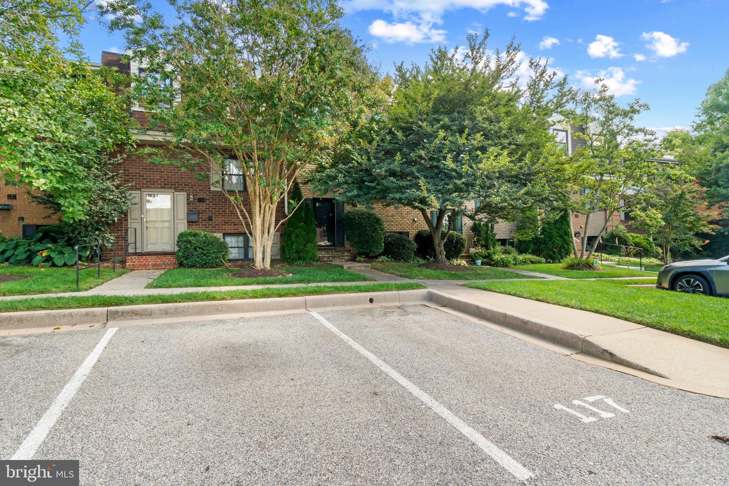 117 SWARTHMORE DR #117