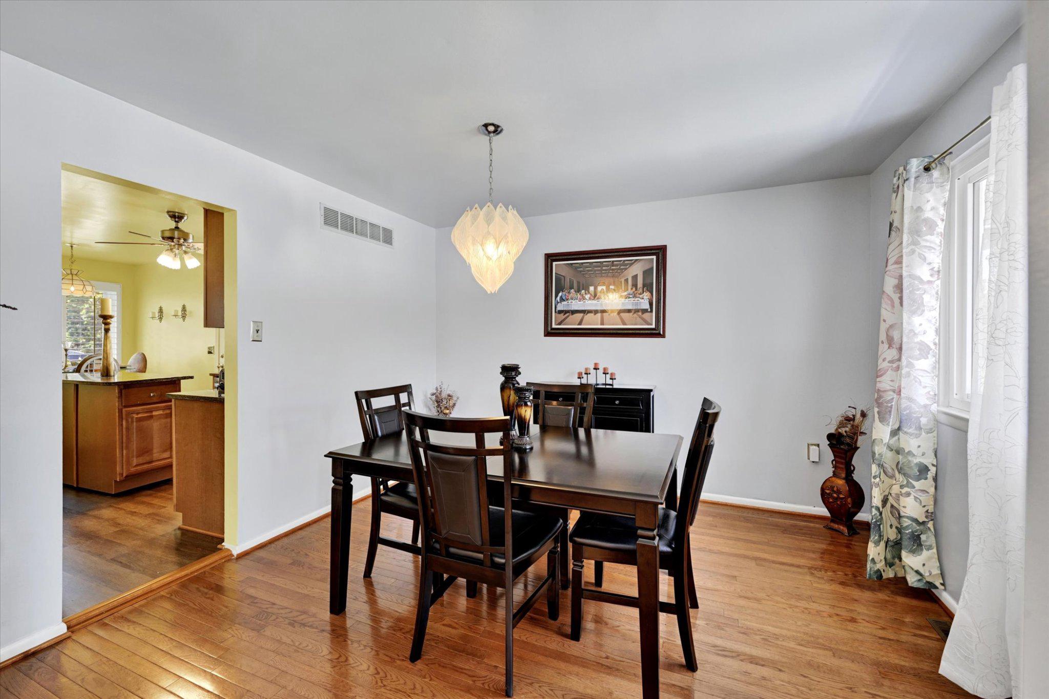 9704 Eustice Rd Property Photo 15