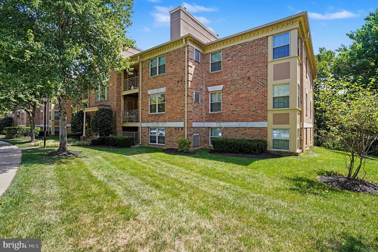 14209 Quail Creek Way #302 Property Photo 3