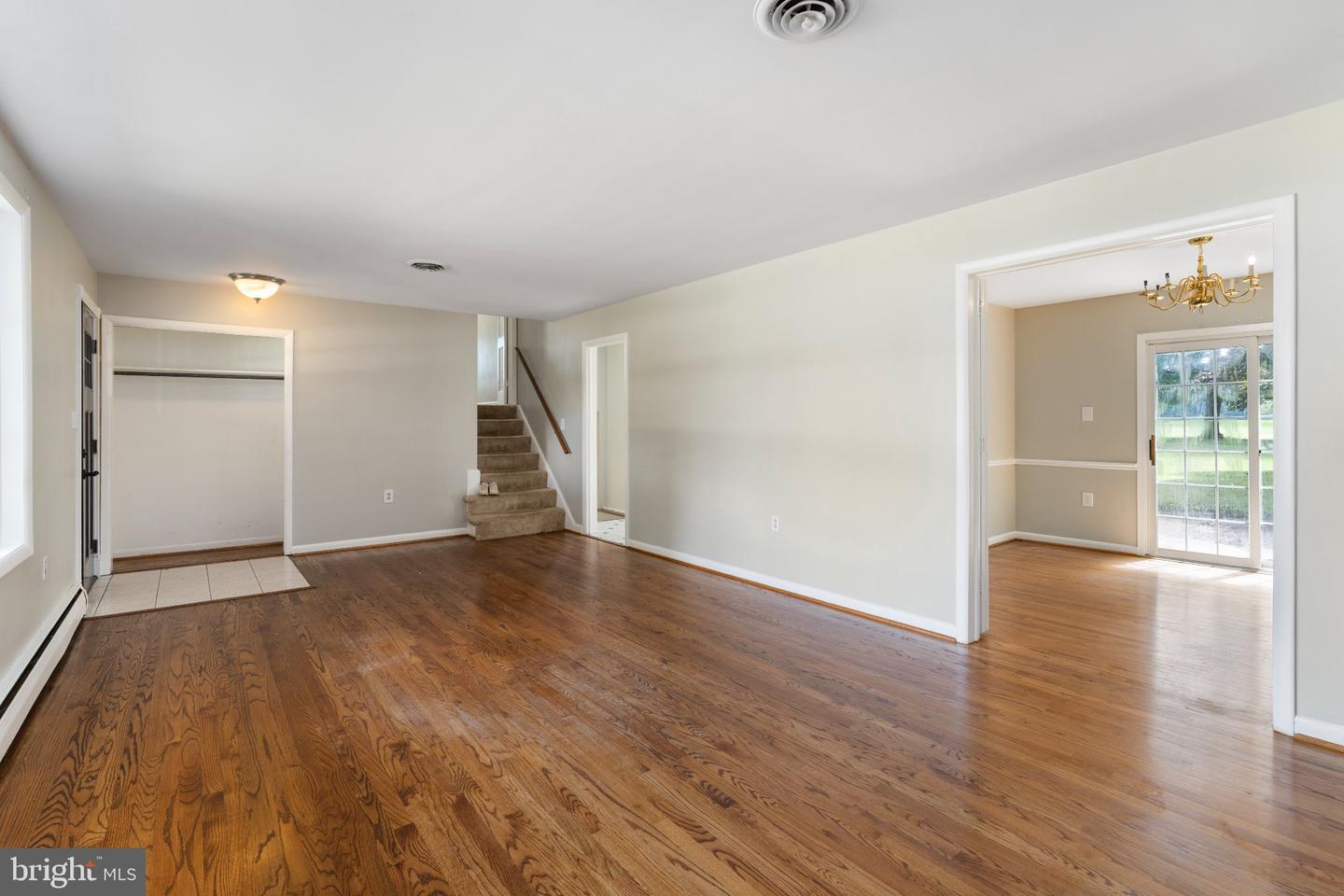 46 Club View Ln Property Photo 14