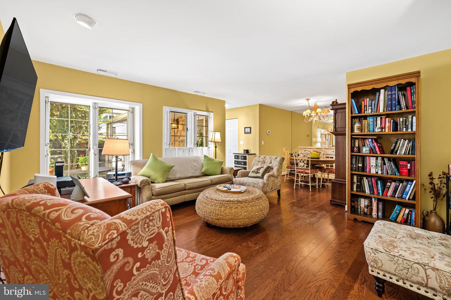 18 Stone Manor Ct Property Photo 9