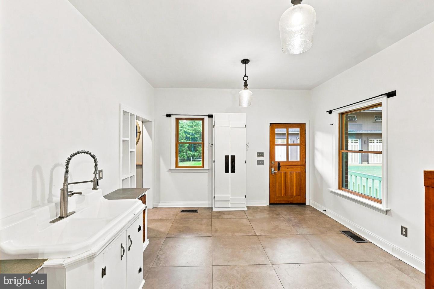 17330 Masemore Rd Property Photo 10
