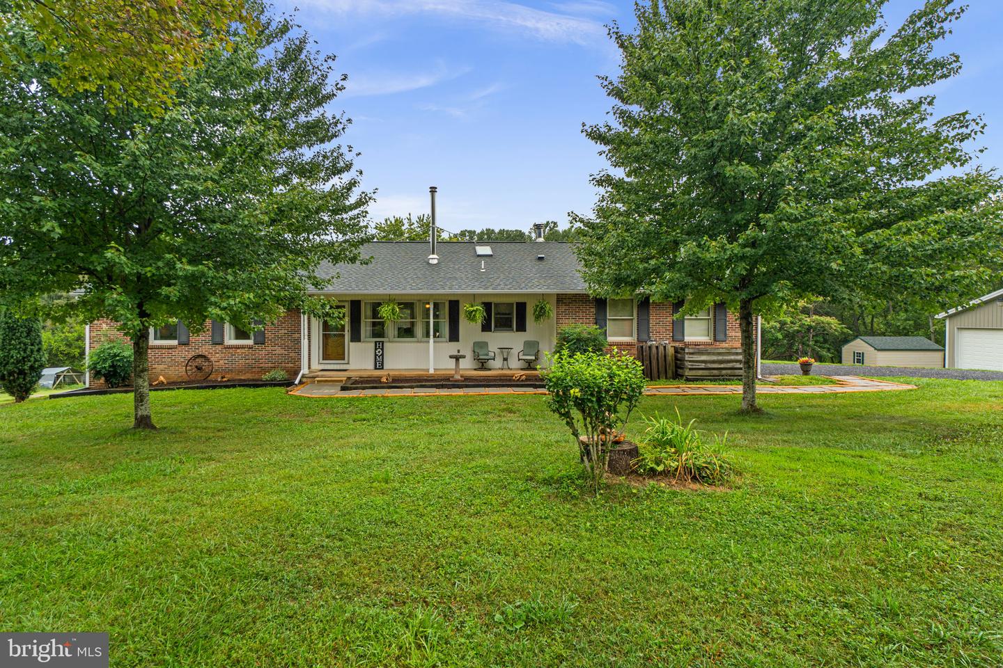 2710 Flintstone Rd Property Photo 1