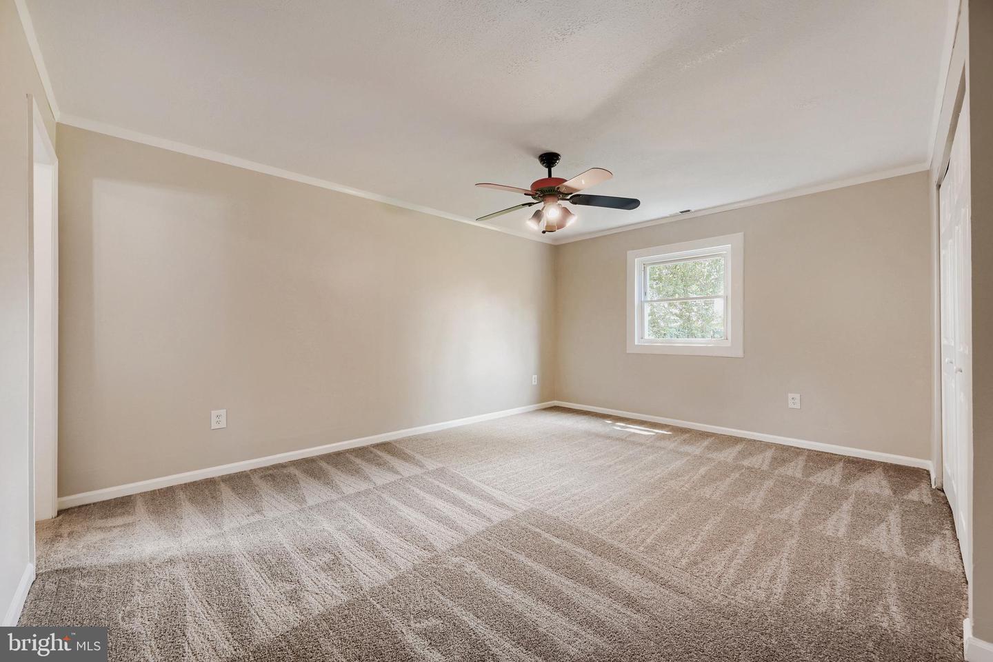 13 Glider Dr Property Photo 13