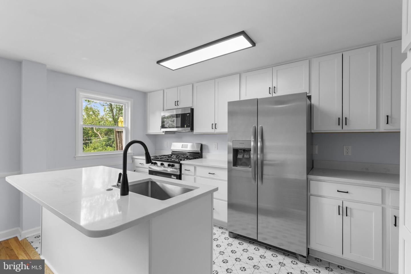 1007 Linden Ave Property Photo 11