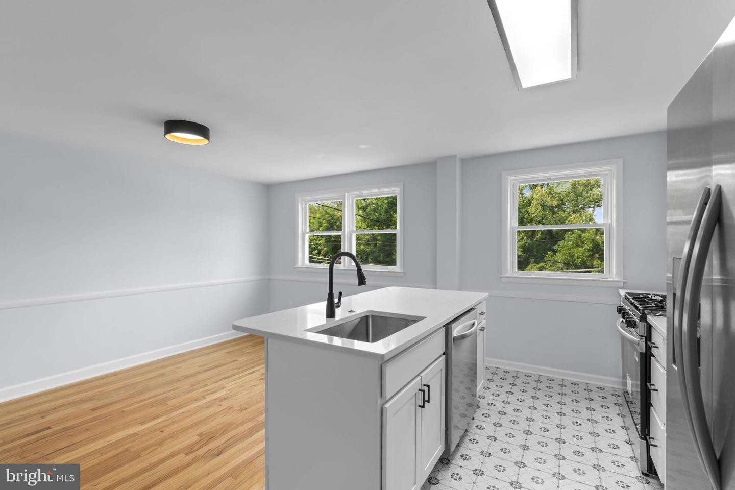 1007 Linden Ave Property Photo 12