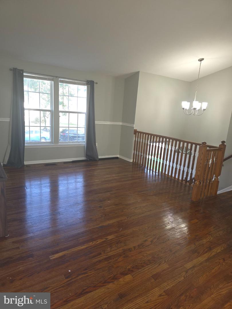 8136 Milford Garden Dr Property Photo 7