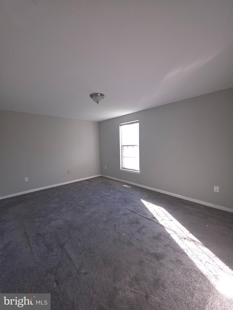 8136 Milford Garden Dr Property Photo 11