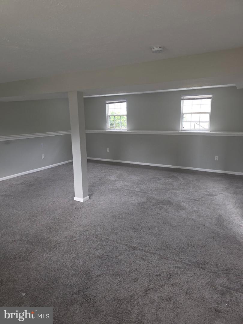 8136 Milford Garden Dr Property Photo 16