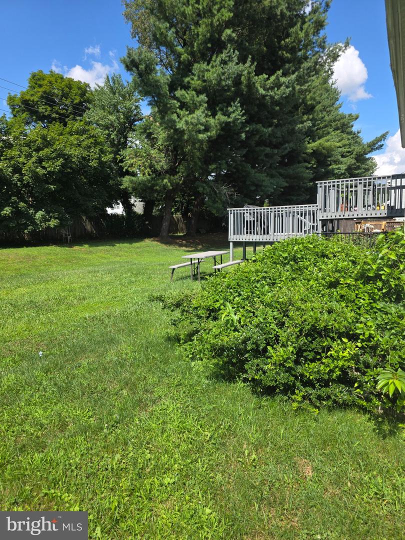 8136 Milford Garden Dr Property Photo 22