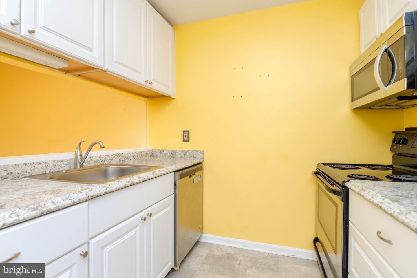 6 Cedar Valley Pl #204 Property Photo 21