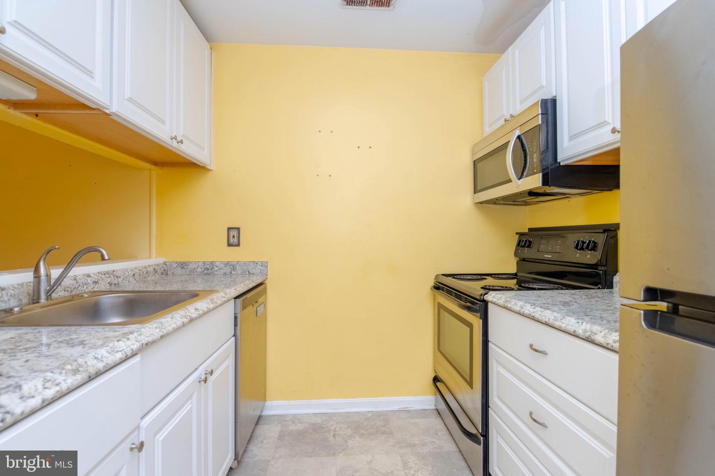 6 Cedar Valley Pl #204 Property Photo 22