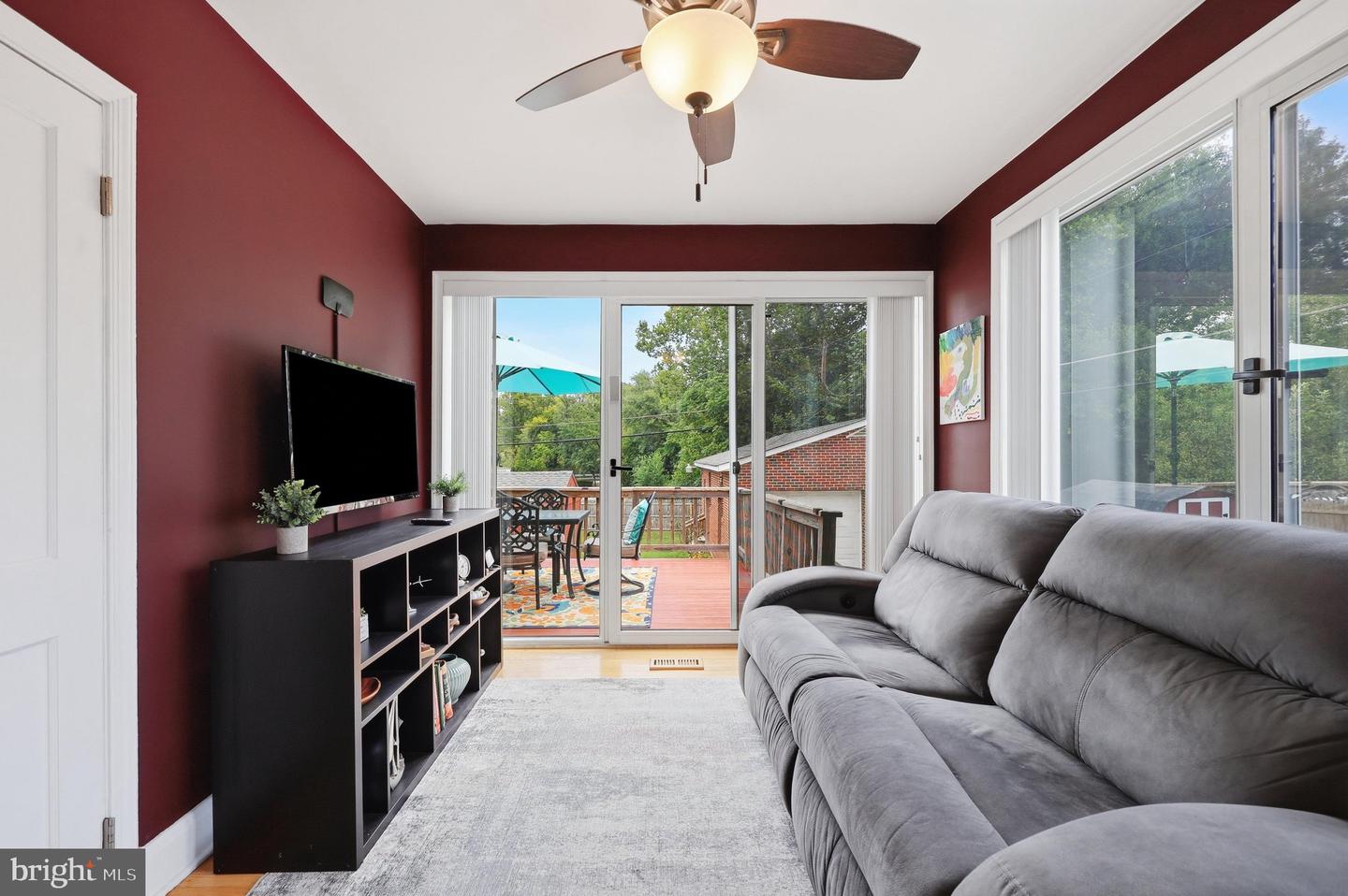 7122 Marston Property Photo 16