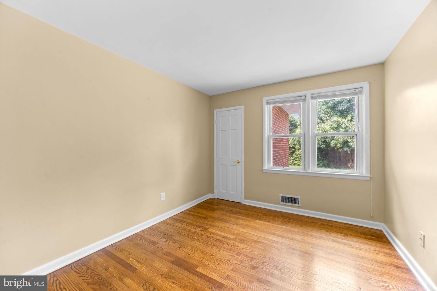 567 Brook Rd Property Photo 21
