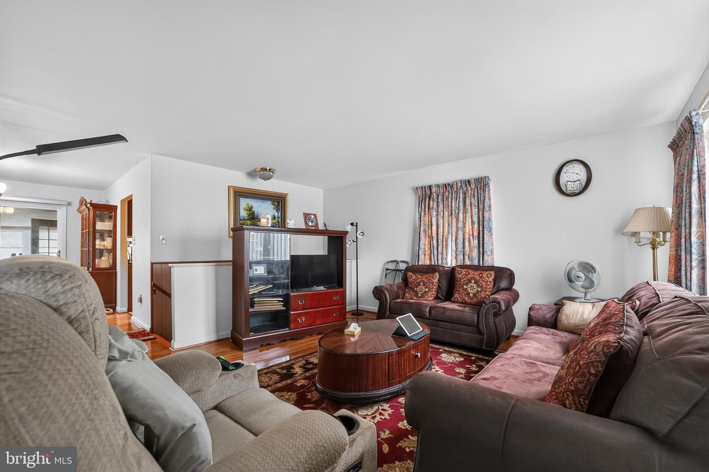 1223 Black Friars Property Photo 7