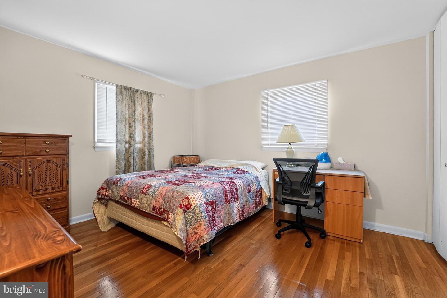 1223 Black Friars Property Photo 22
