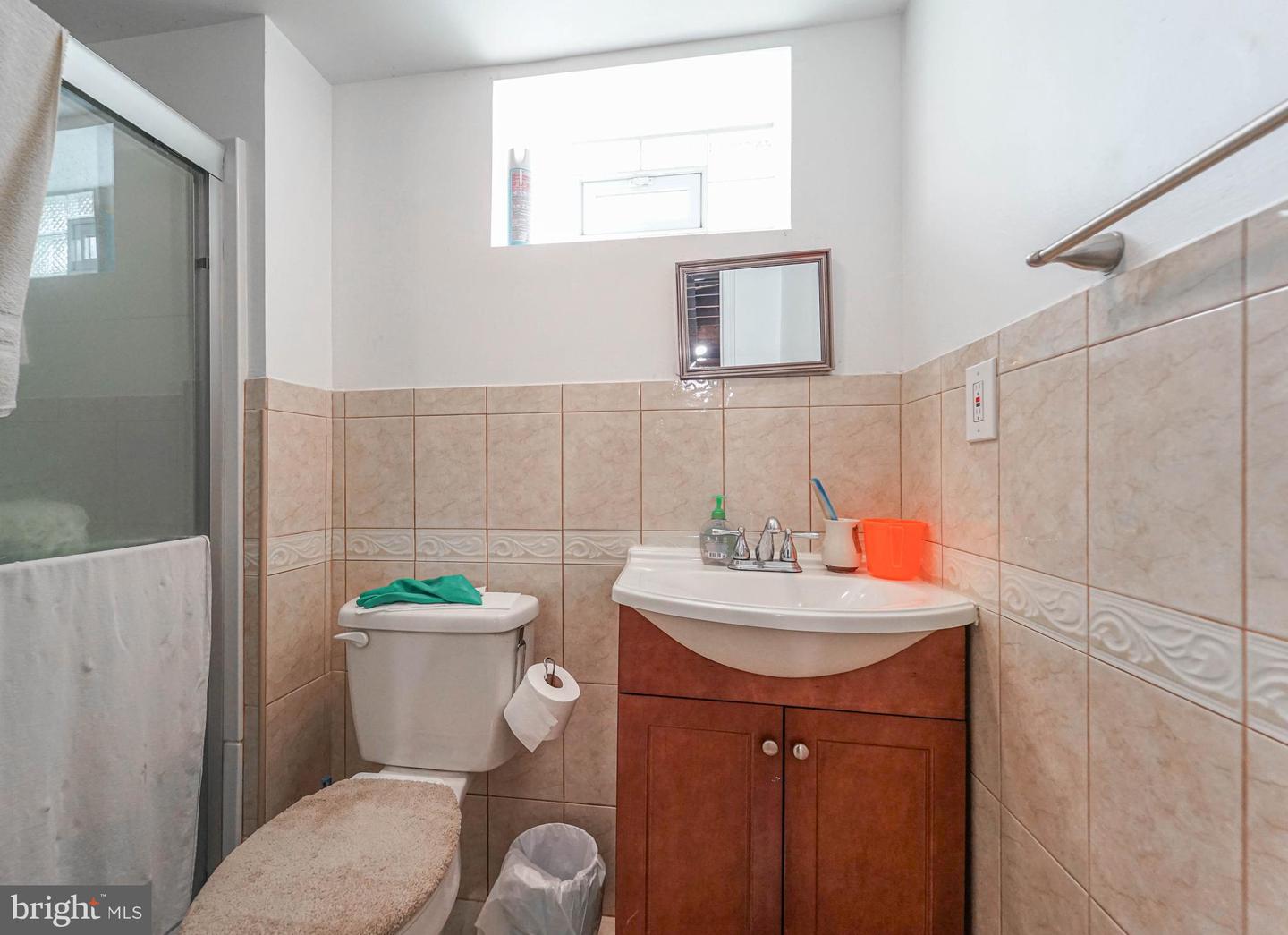 1223 Black Friars Property Photo 27