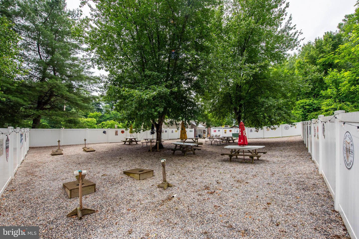 19220 Property Photo 49