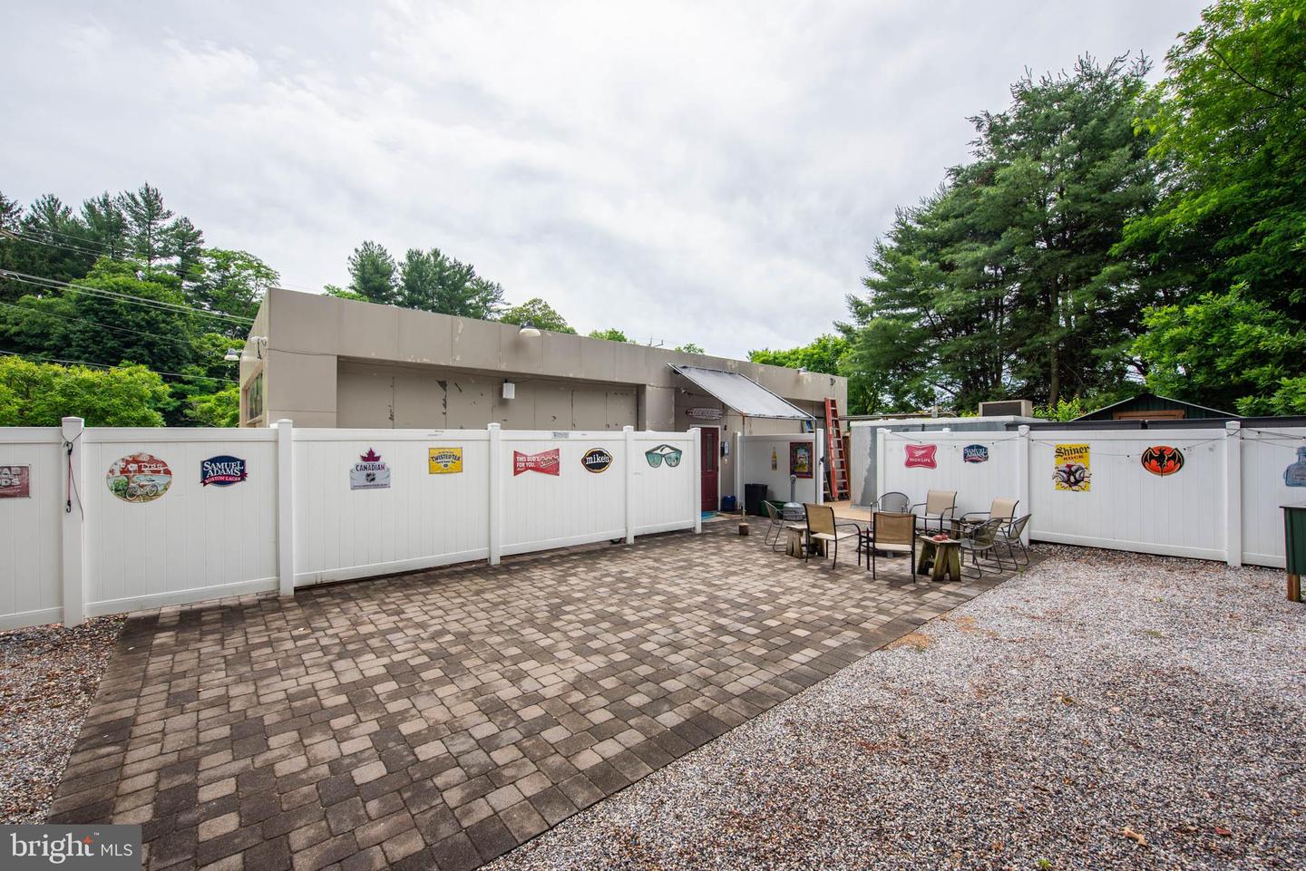 19220 Property Photo 50