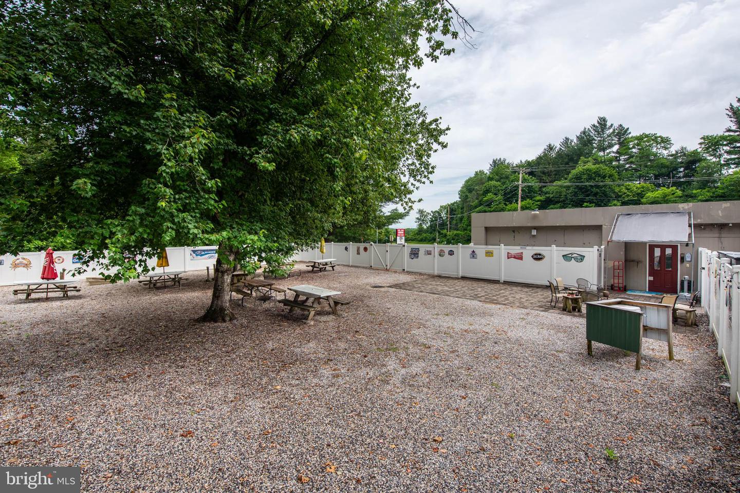 19220 Property Photo 51