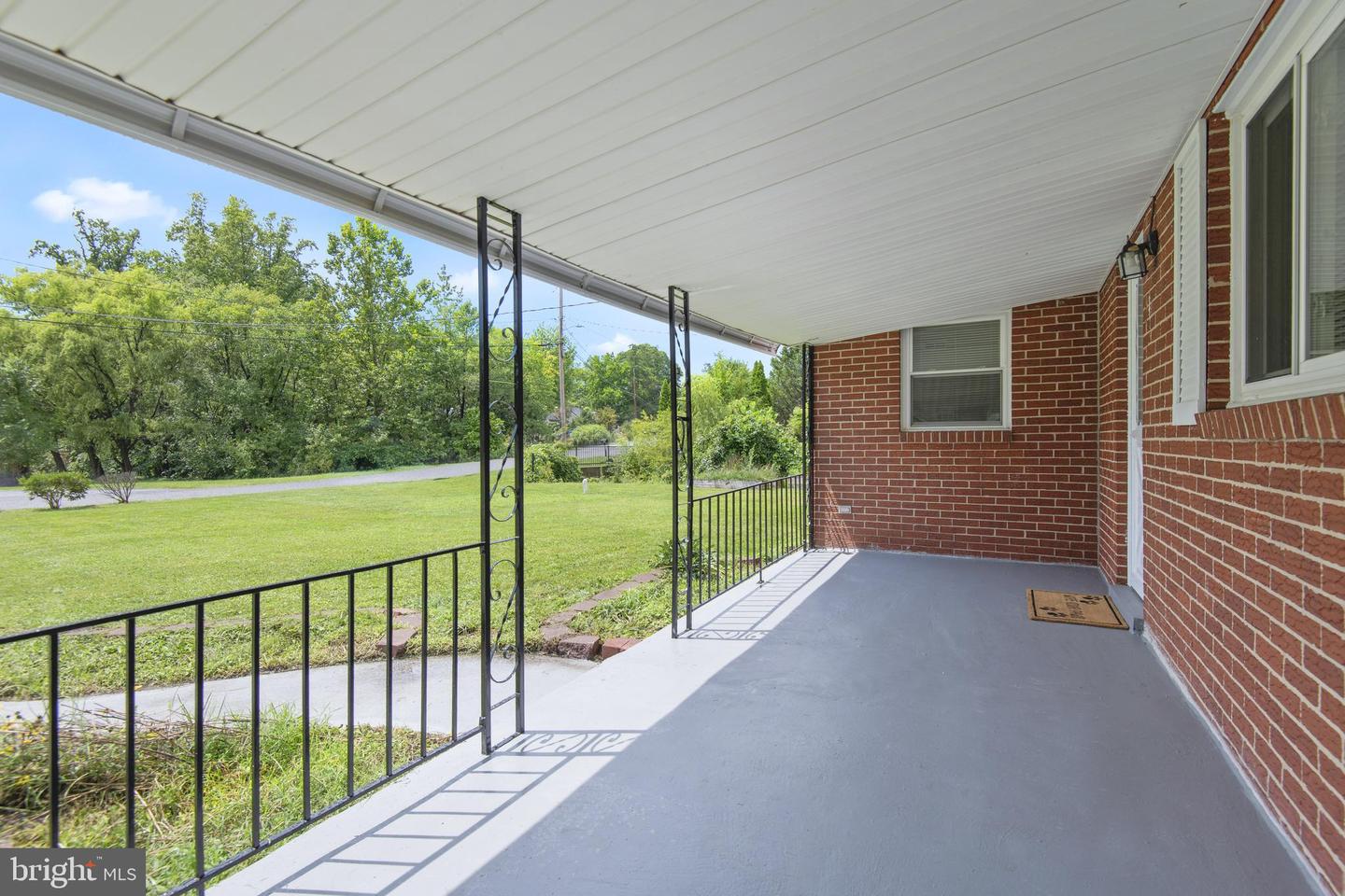 1404 Spring Ave Property Photo 4