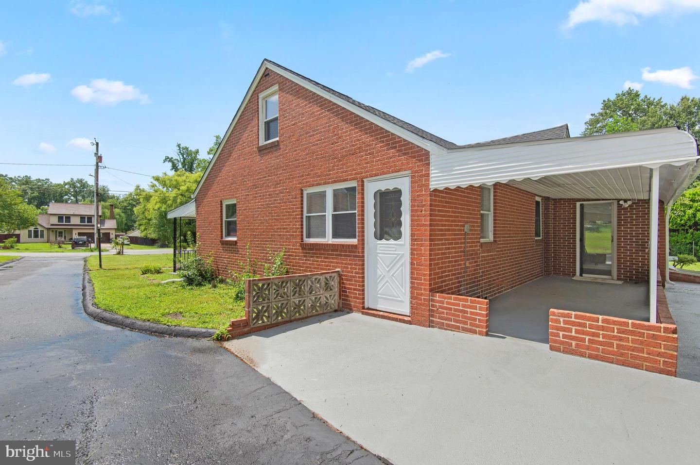1404 Spring Ave Property Photo 6