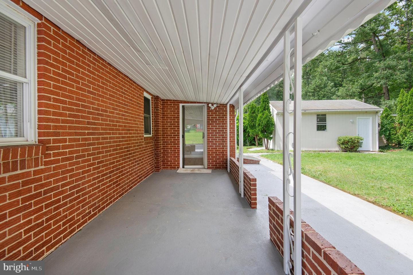 1404 Spring Ave Property Photo 7