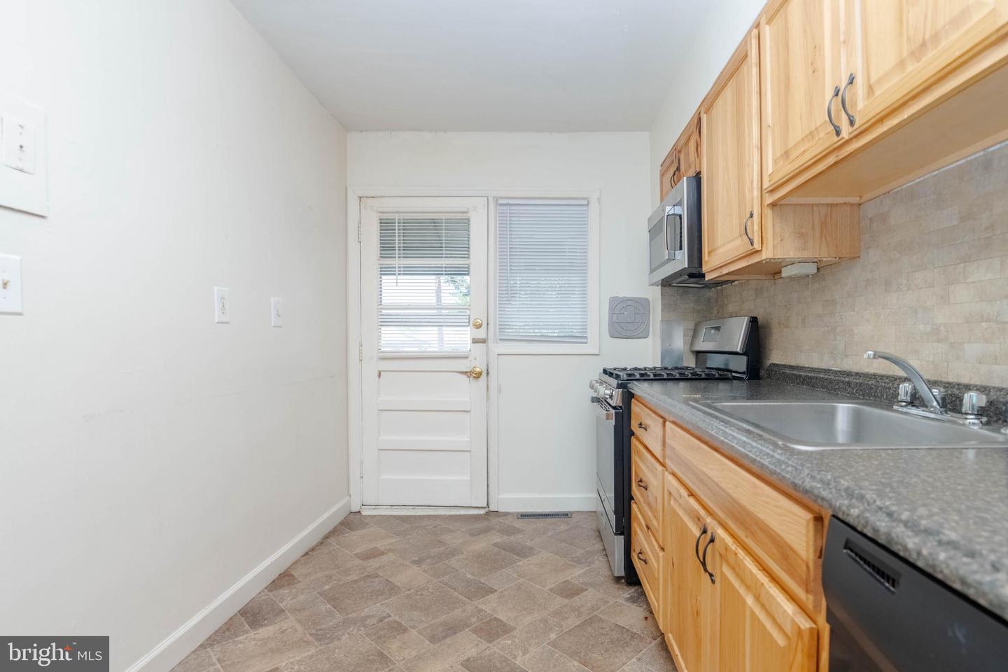 1605 Lynch Rd Property Photo 17
