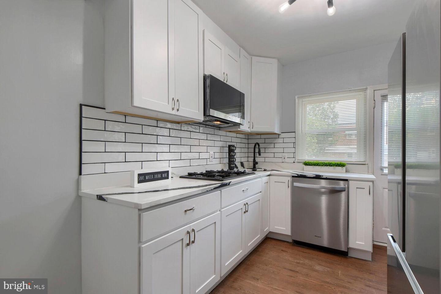 49 Briarwood Property Photo 4