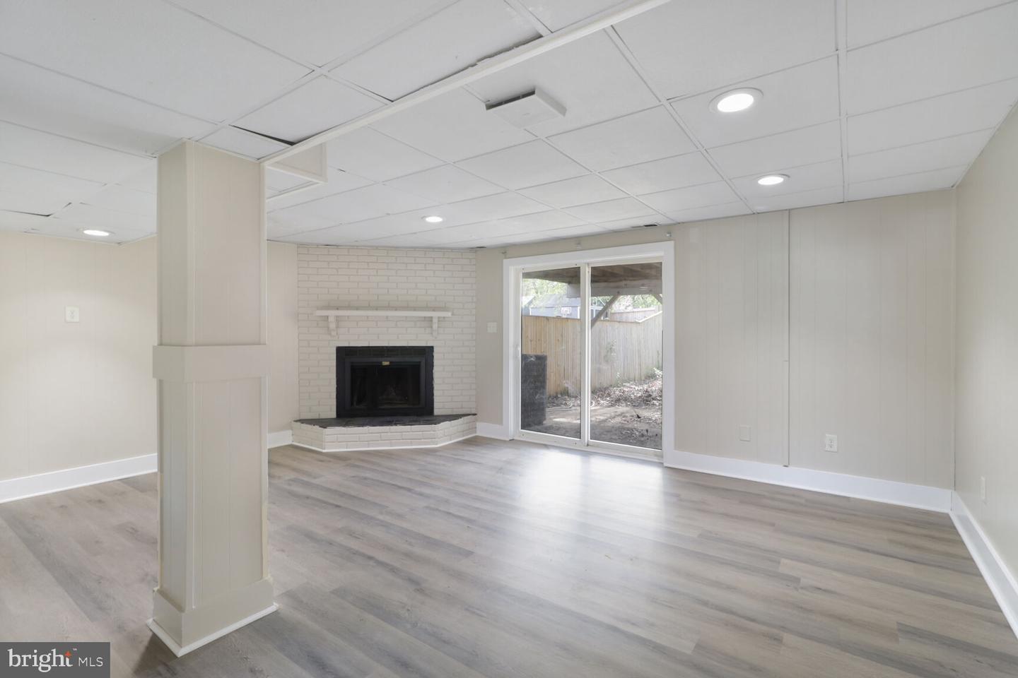 8507 Castlemill Cir Property Photo 4