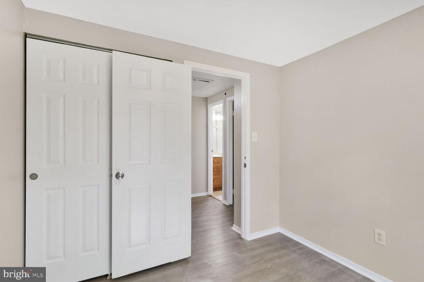 8507 Castlemill Cir Property Photo 18