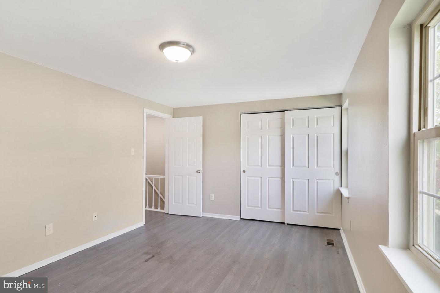 8507 Castlemill Cir Property Photo 23