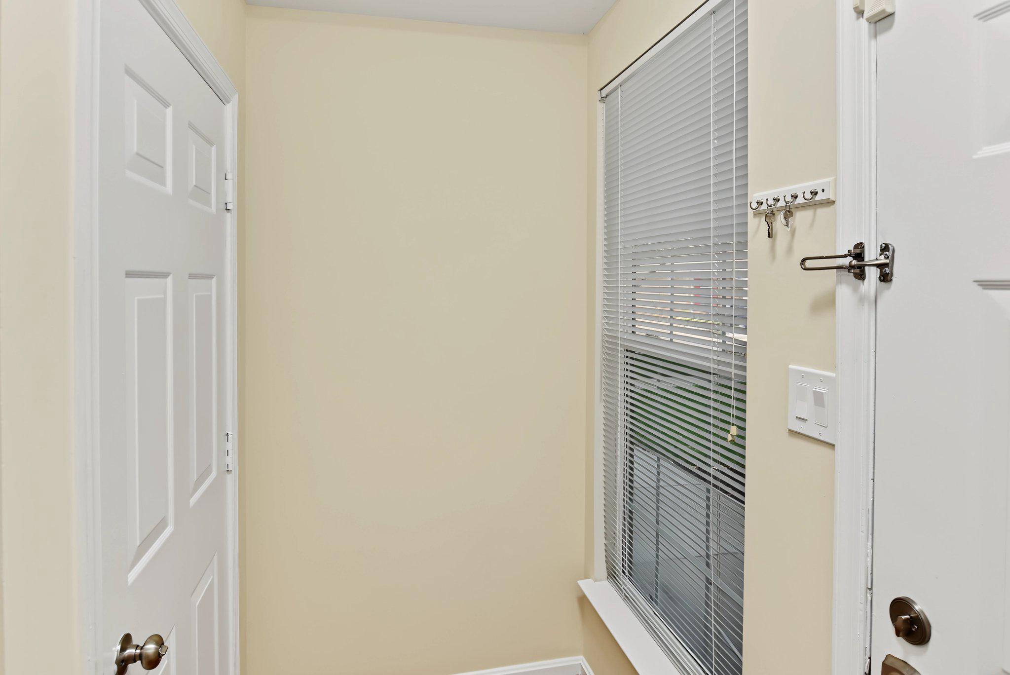 5003 Hollington Dr #201 Property Photo 6