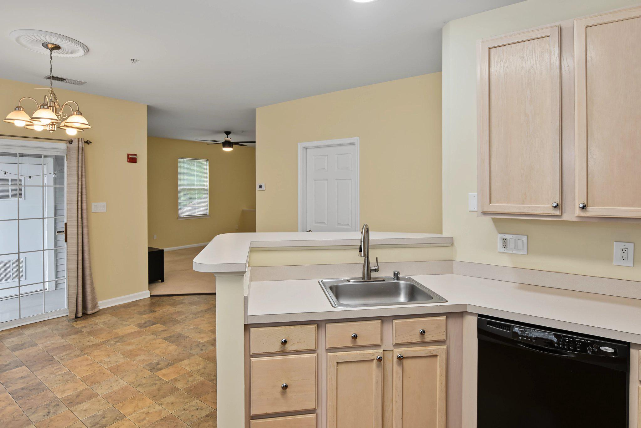 5003 Hollington Dr #201 Property Photo 18