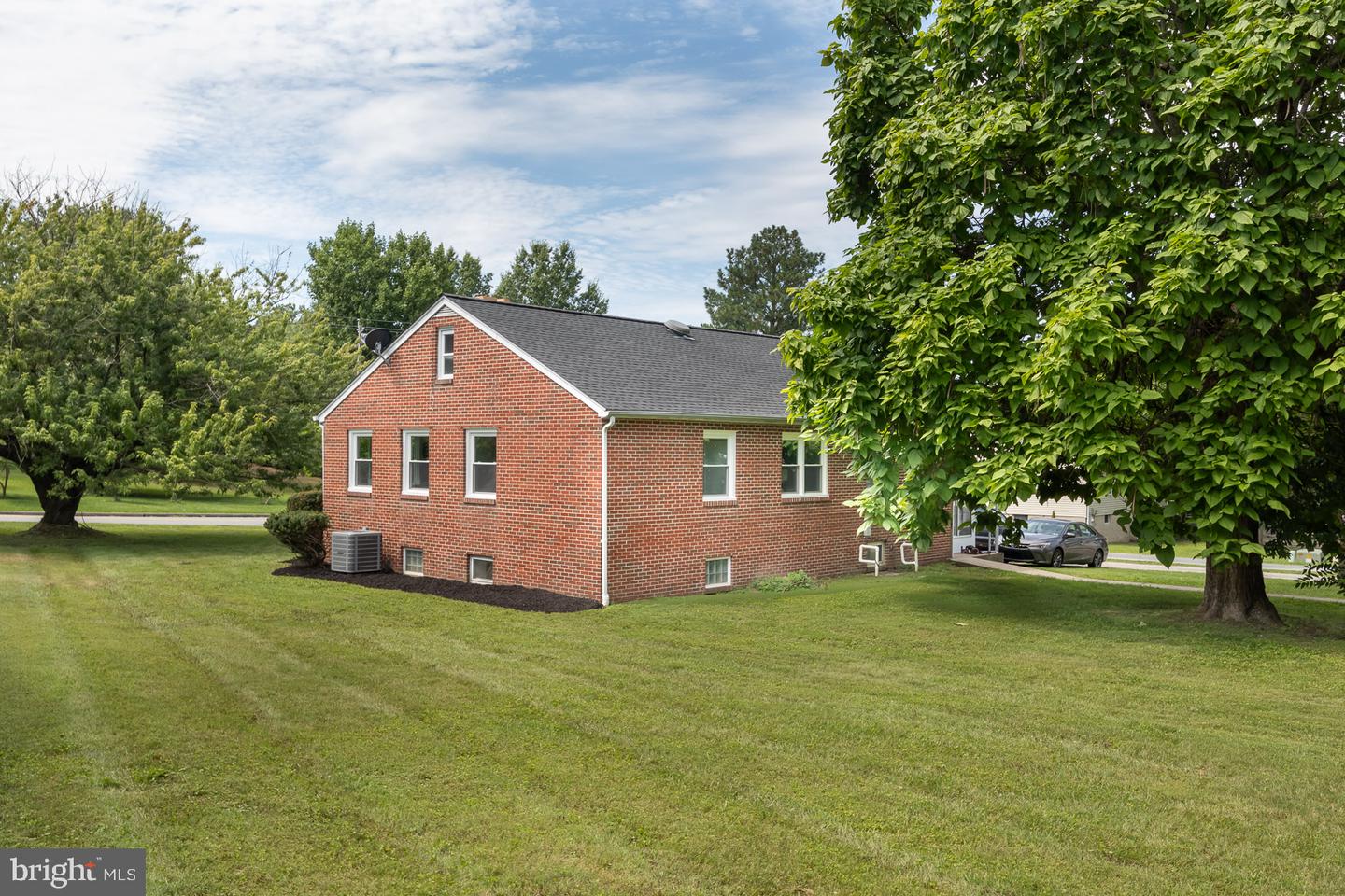 4516 E Joppa Rd Property Photo 1