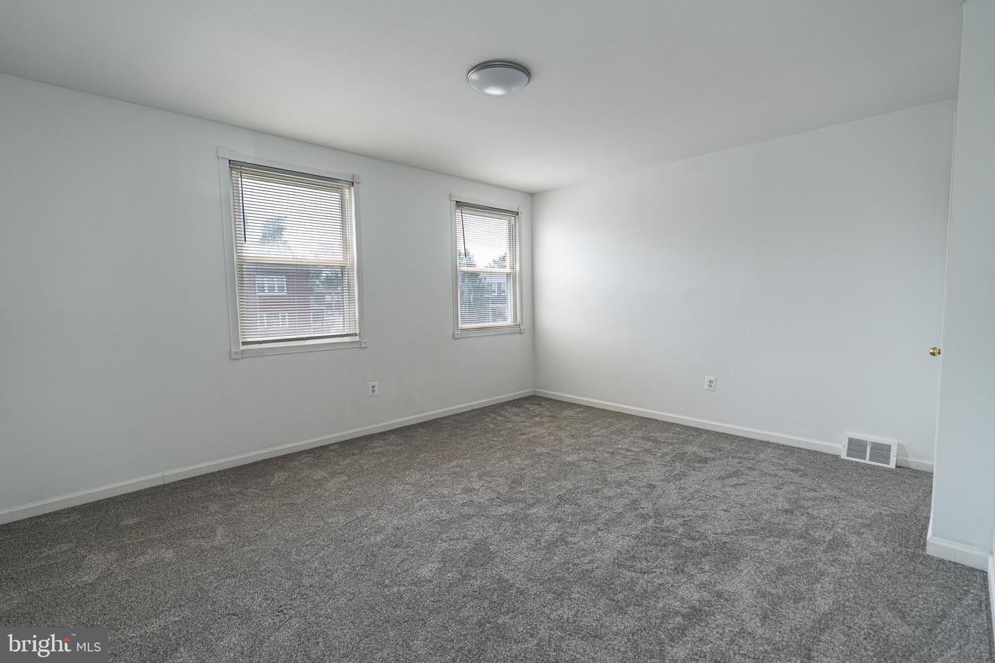 8032 Gray Haven Rd Property Photo 12