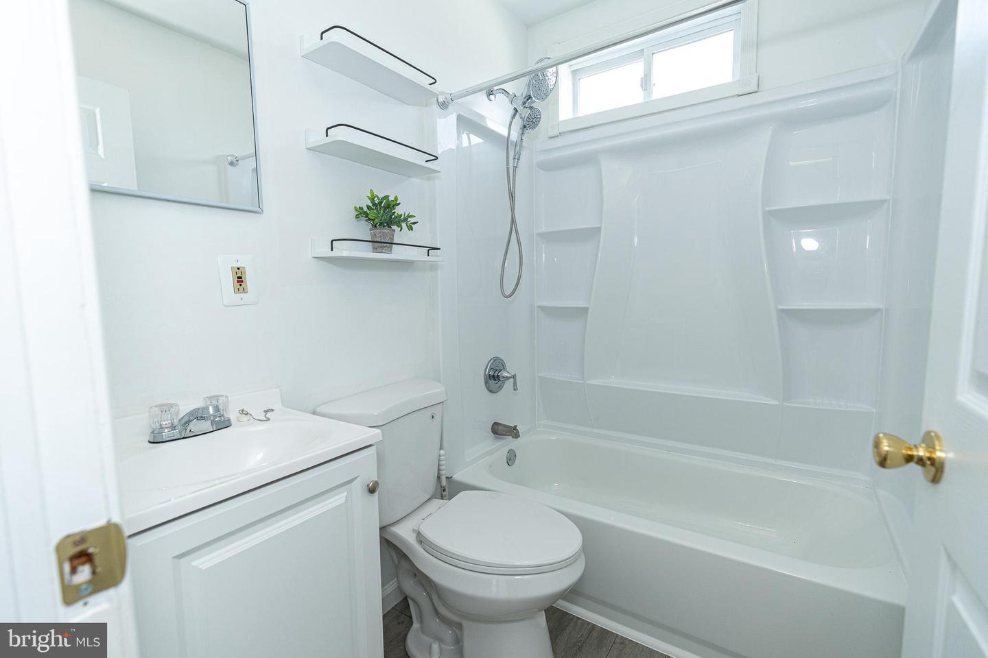 8032 Gray Haven Rd Property Photo 13