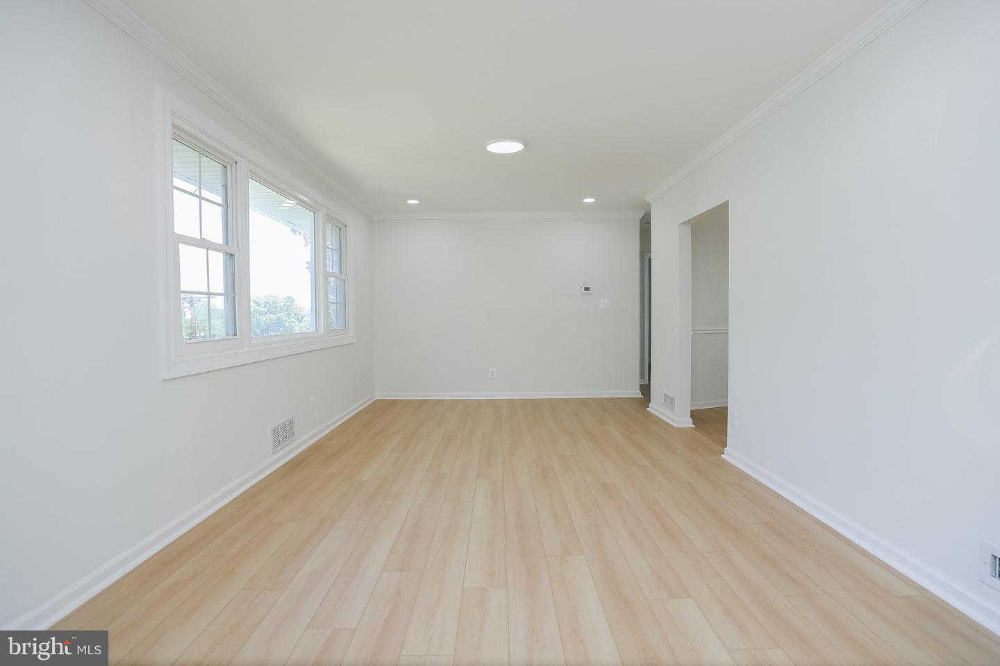 3661 Clifmar Rd Property Photo 11