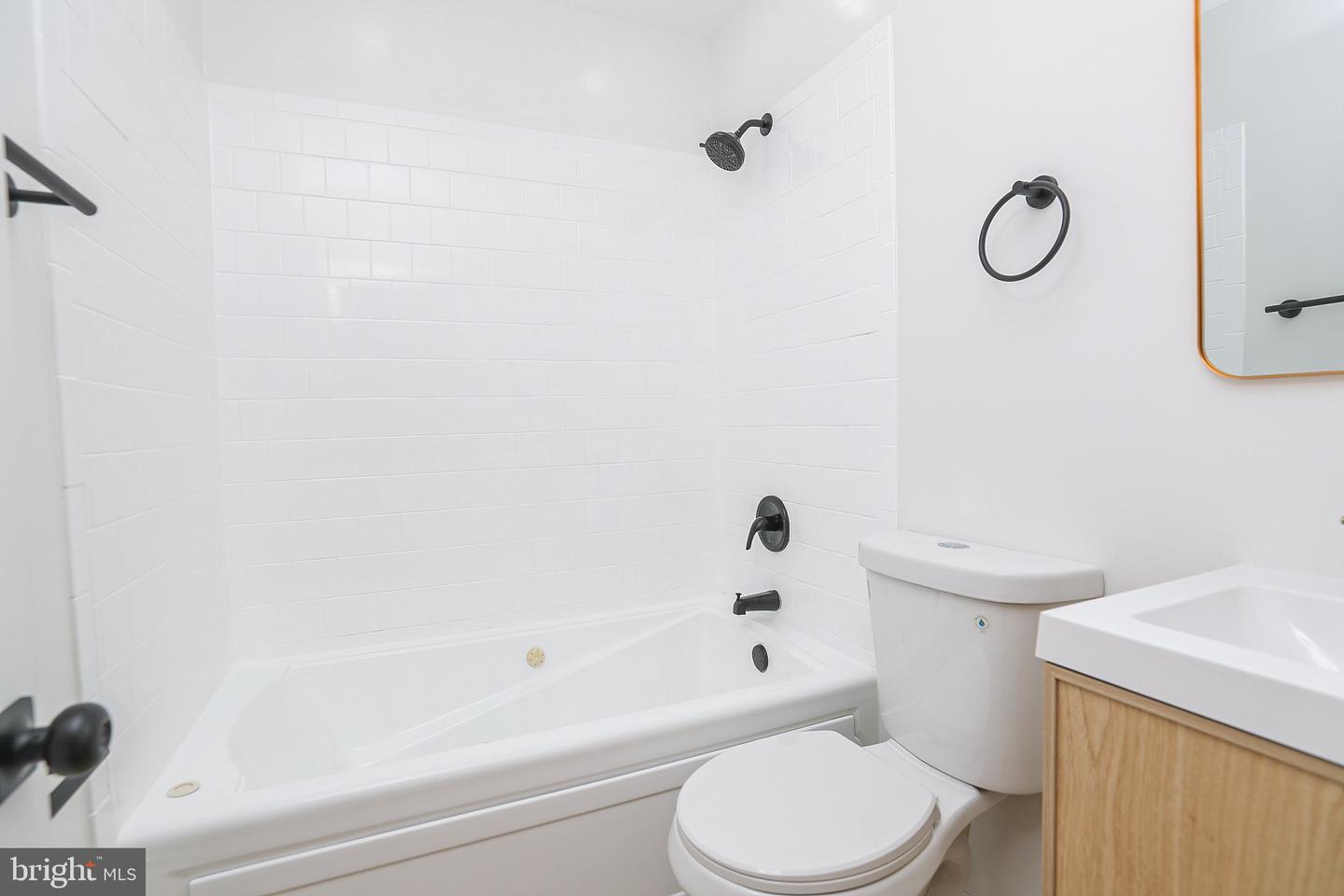 3661 Clifmar Rd Property Photo 12