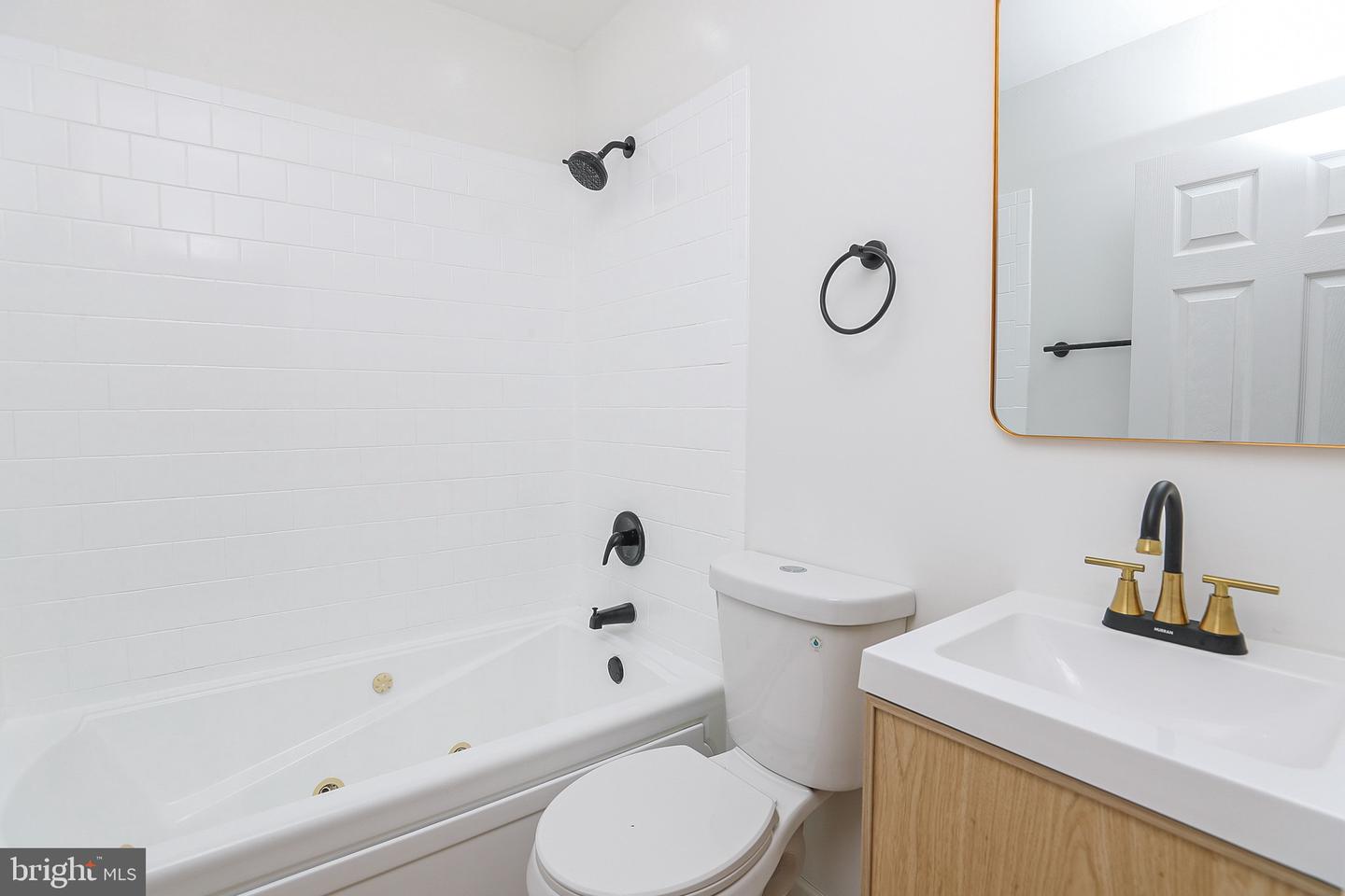 3661 Clifmar Rd Property Photo 13