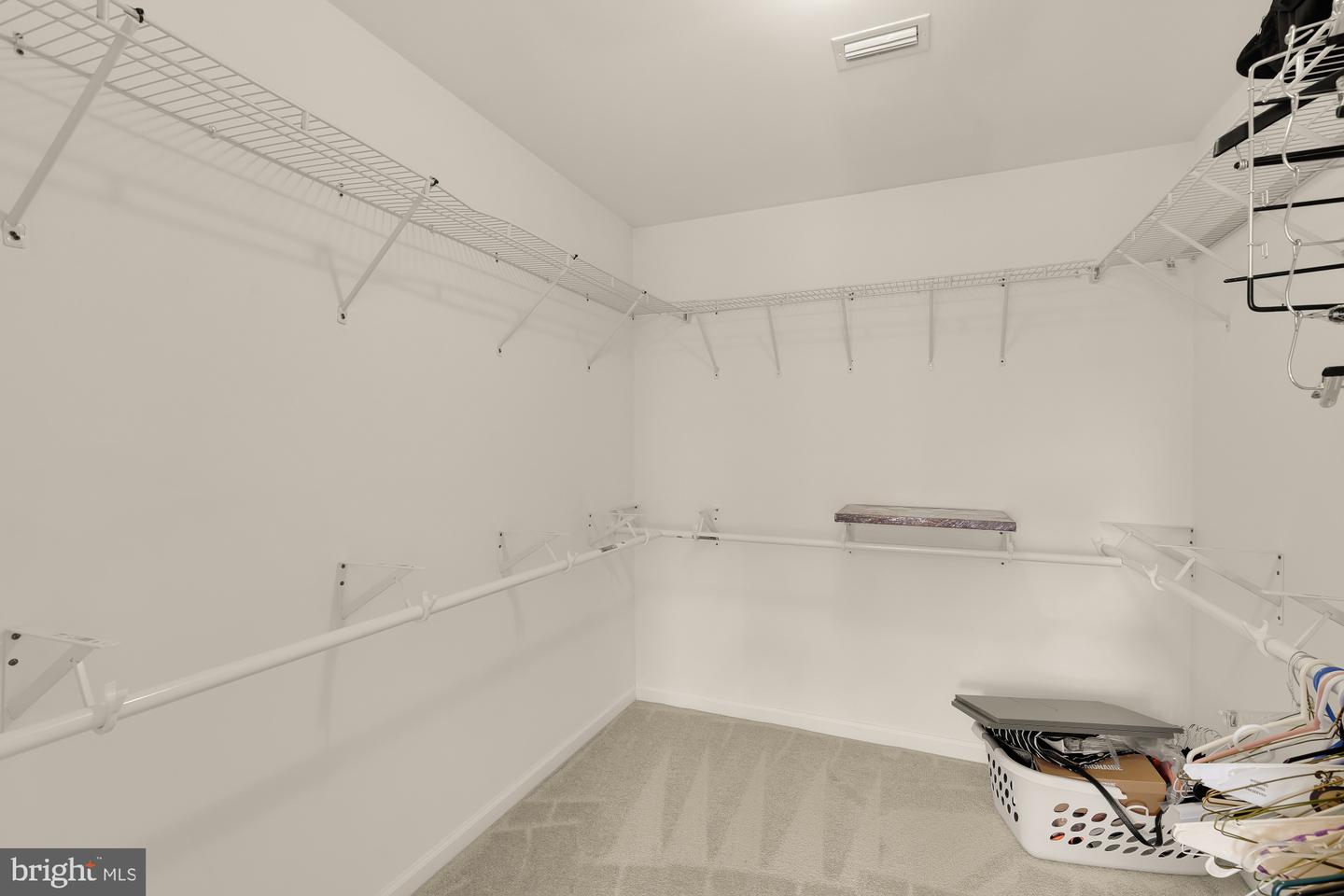 1831 Clarke Blvd Property Photo 27