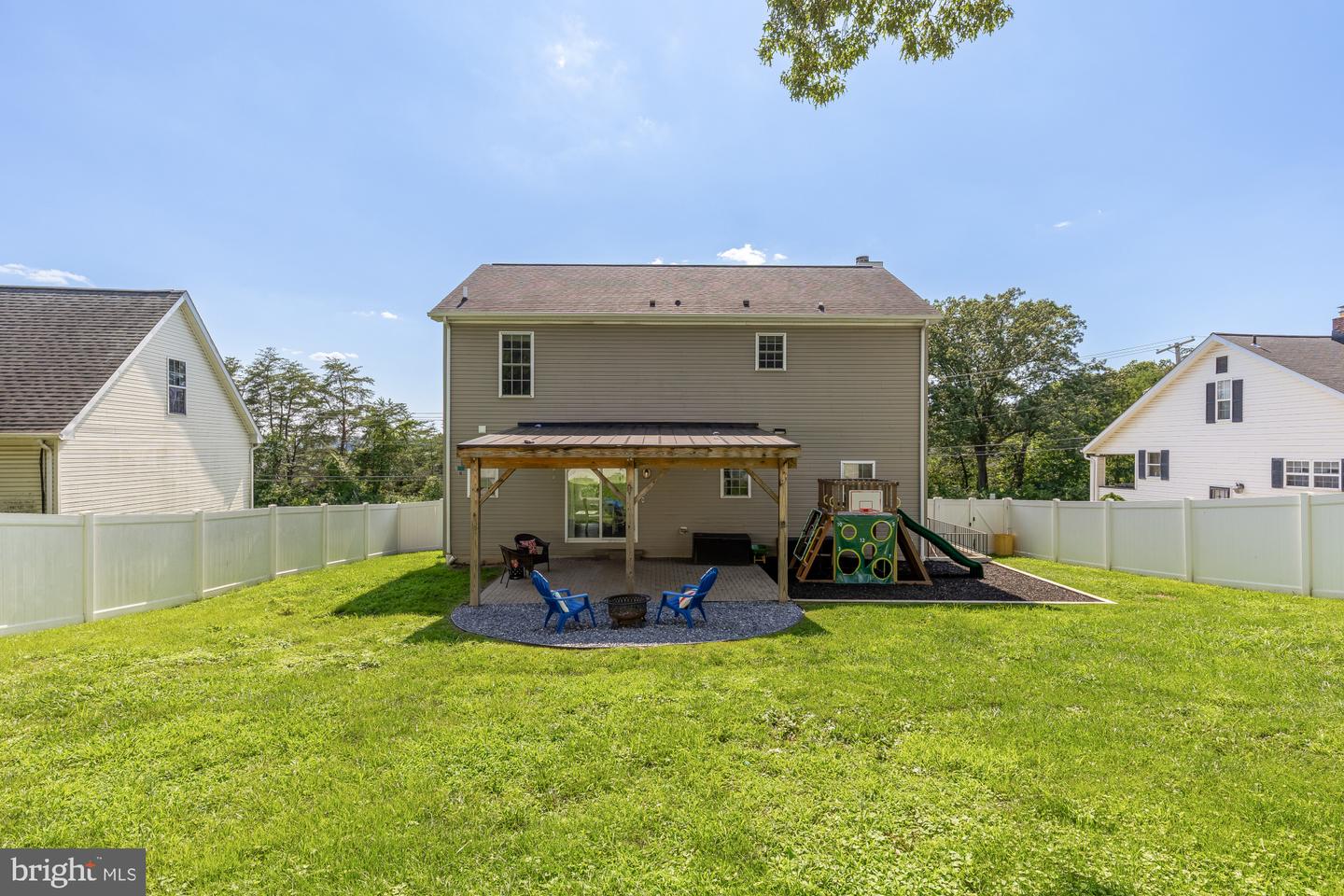 1831 Clarke Blvd Property Photo 46