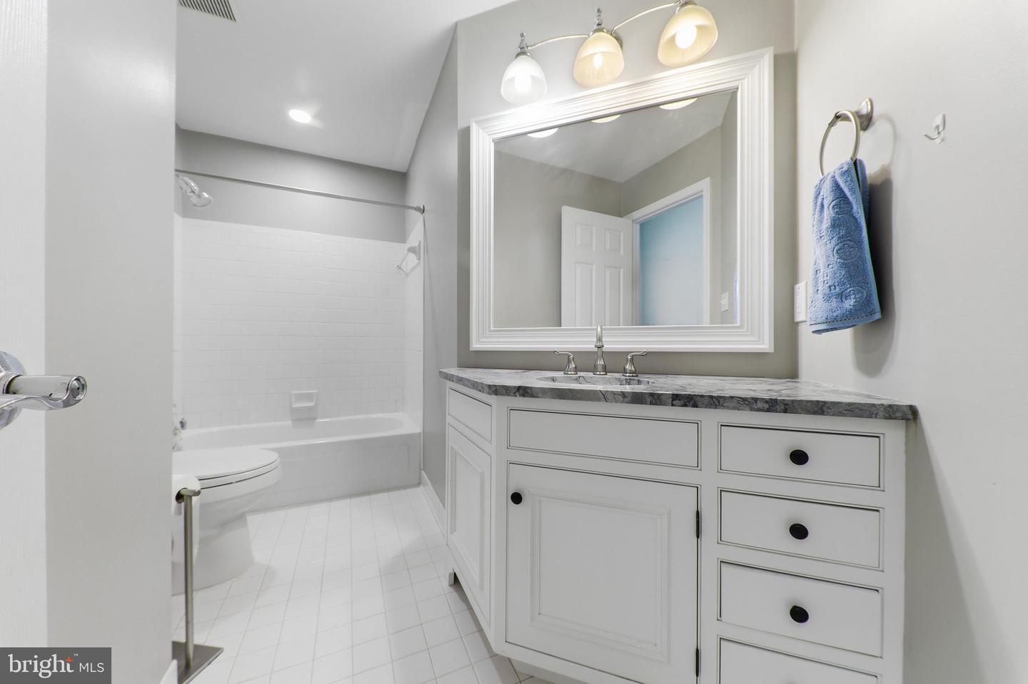 534 Kinsale Property Photo 31