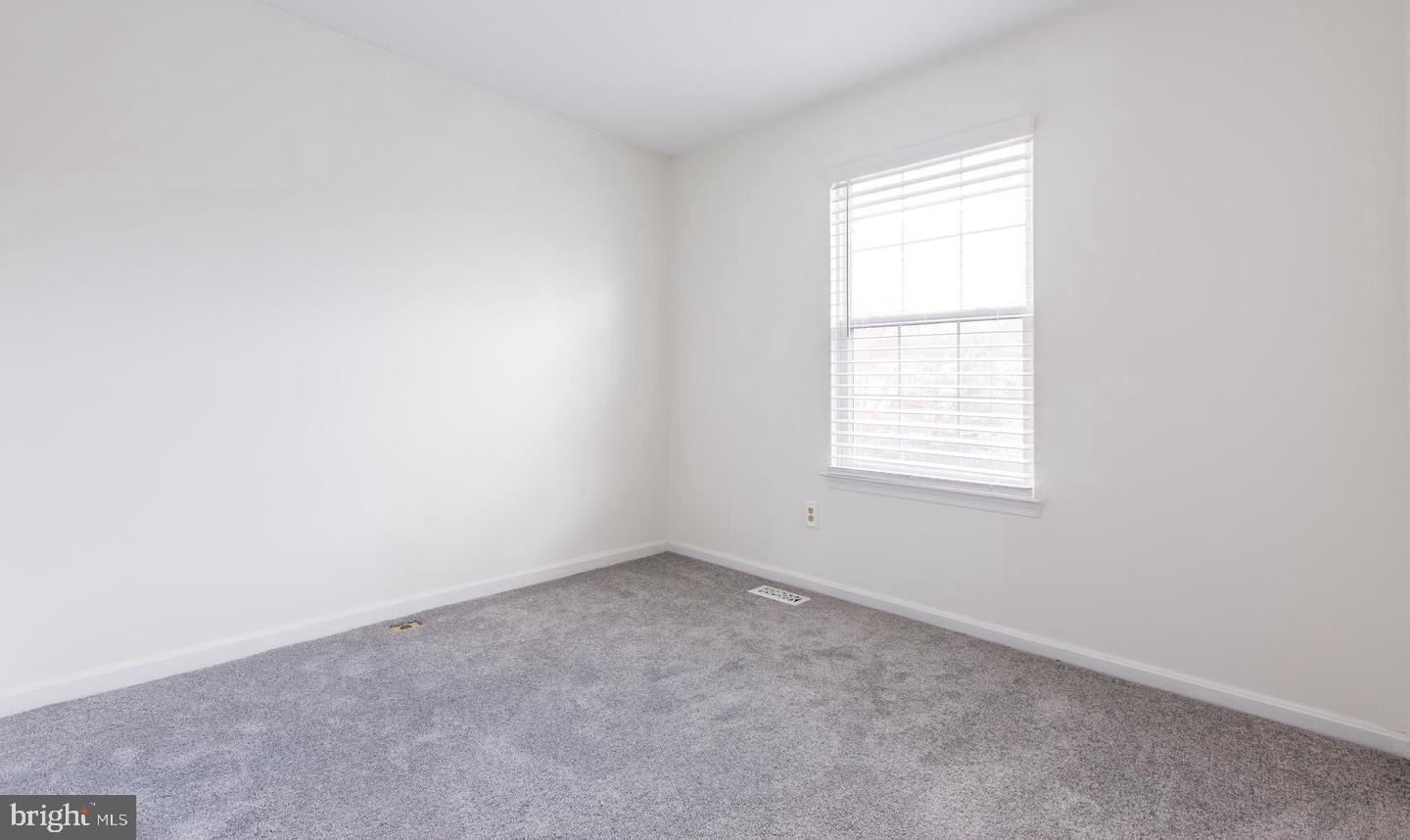 12120 Sugar Mill Cir Property Photo 24