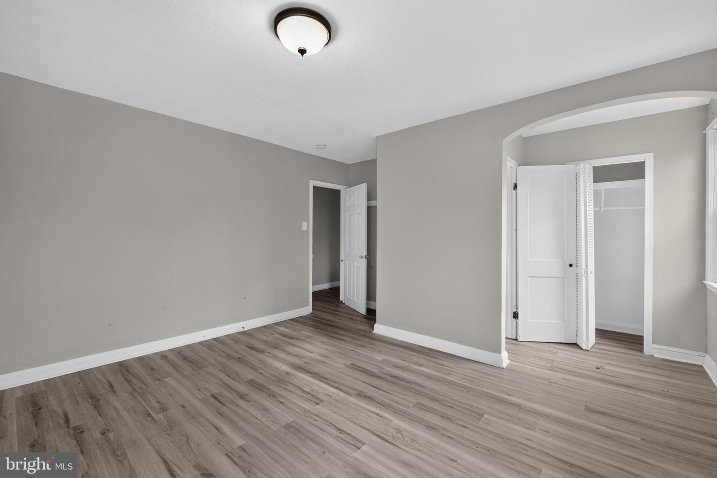 2964 Cornwall Rd Property Photo 5