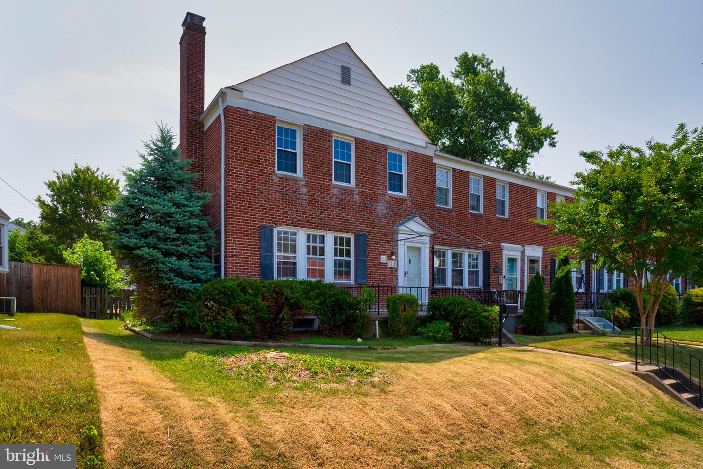 1738 GLEN RIDGE RD Property Photo 1