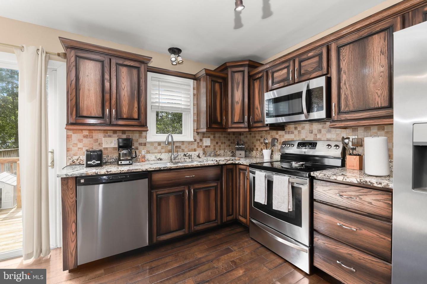 605 Glynock Pl Property Photo 11